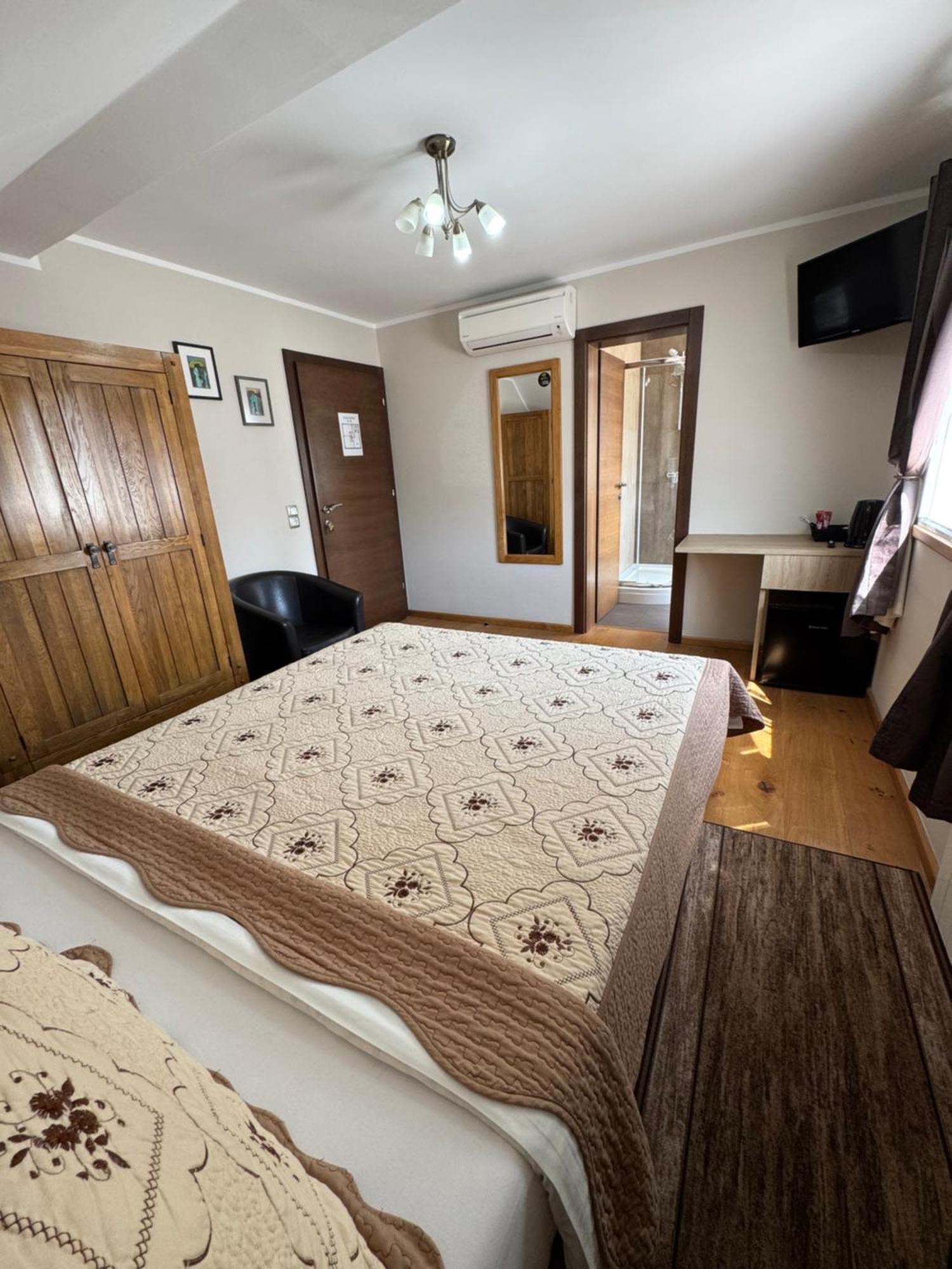 Millenium House Bed & Breakfast 4*